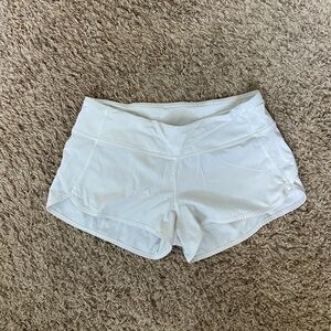 White Lululemon Speed Up Low-Rise Lined Short 2.5
Size 6